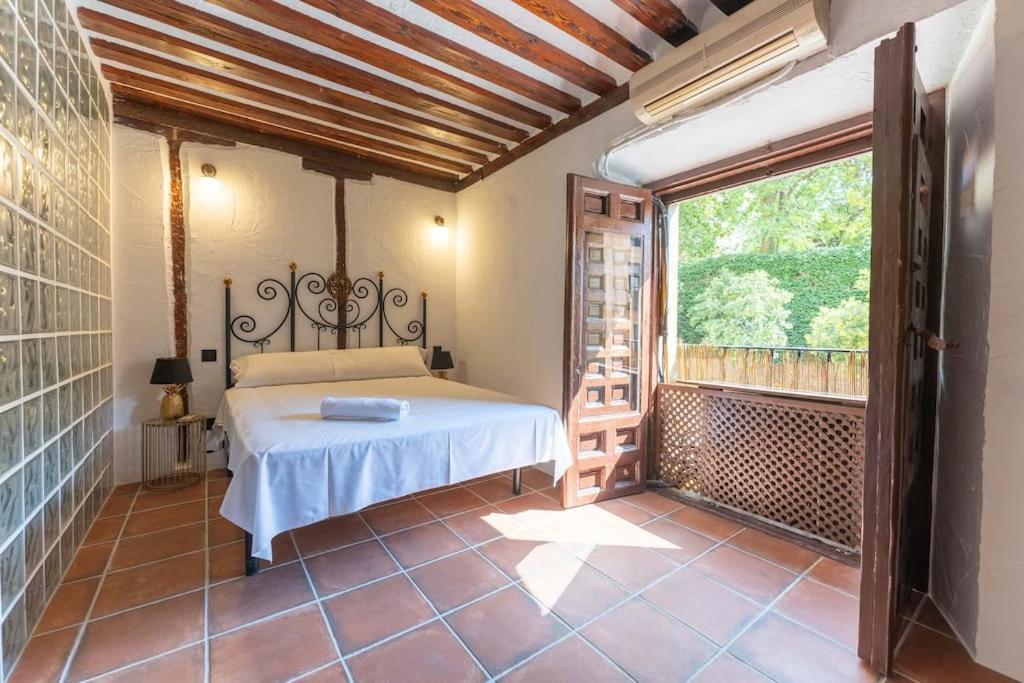 Encantador Apartamento En Calle Segovia Madrid Exterior photo